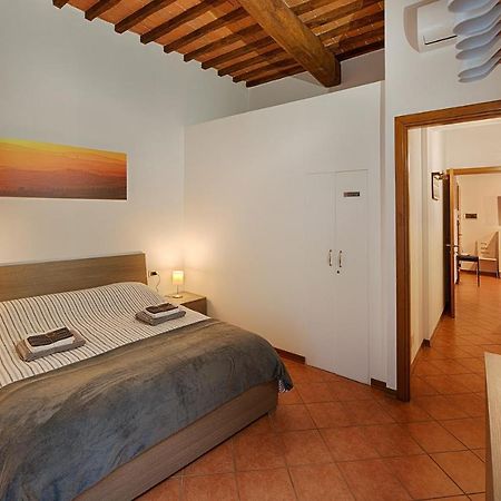 Casazappa - In Centro A Piedi, Parcheggio E Giardino Privato Lägenhet Siena Exteriör bild