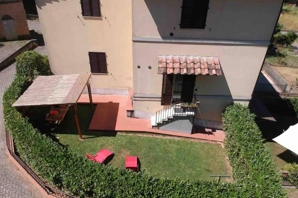 Casazappa - In Centro A Piedi, Parcheggio E Giardino Privato Lägenhet Siena Exteriör bild